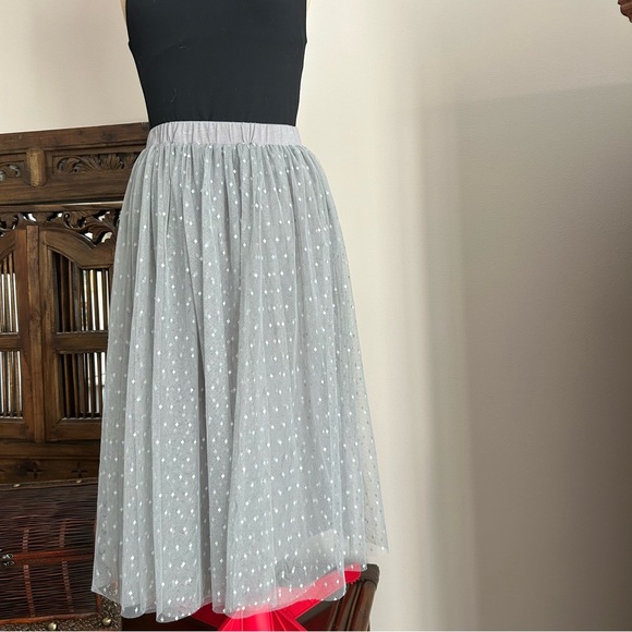 Garnet Hill Prima Tulle Skirt in gray size XS - Picture 2 of 12